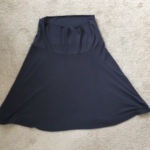 Full panel jersey maternity skirt